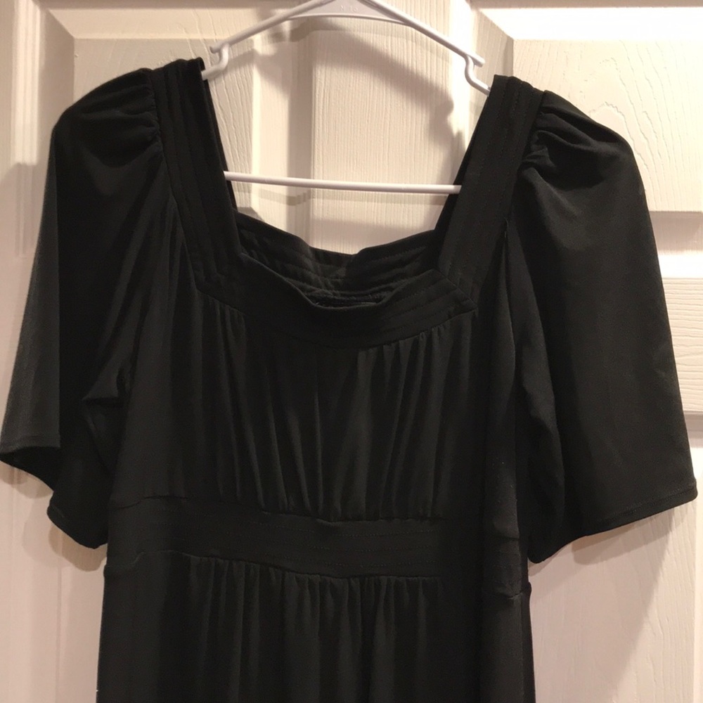 LBD - Picture 2 of 3